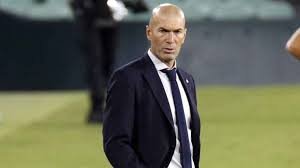 Real Madrid: Zidane: no hay ningún interés por Raúl Jiménez