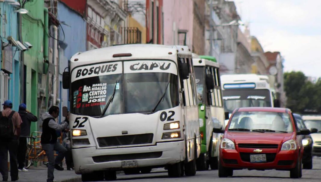 Revoca gobierno de Puebla concesiones a unidades de transporte público No hay aumento en el transporte todavía