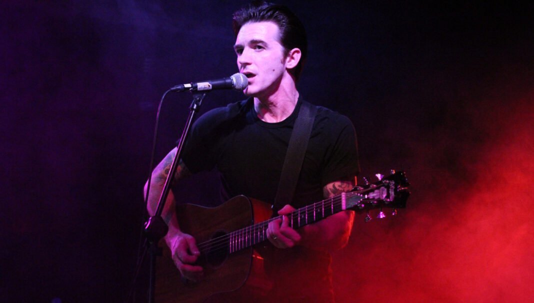 A fuego lento Drake Bell enamora a los poblanos