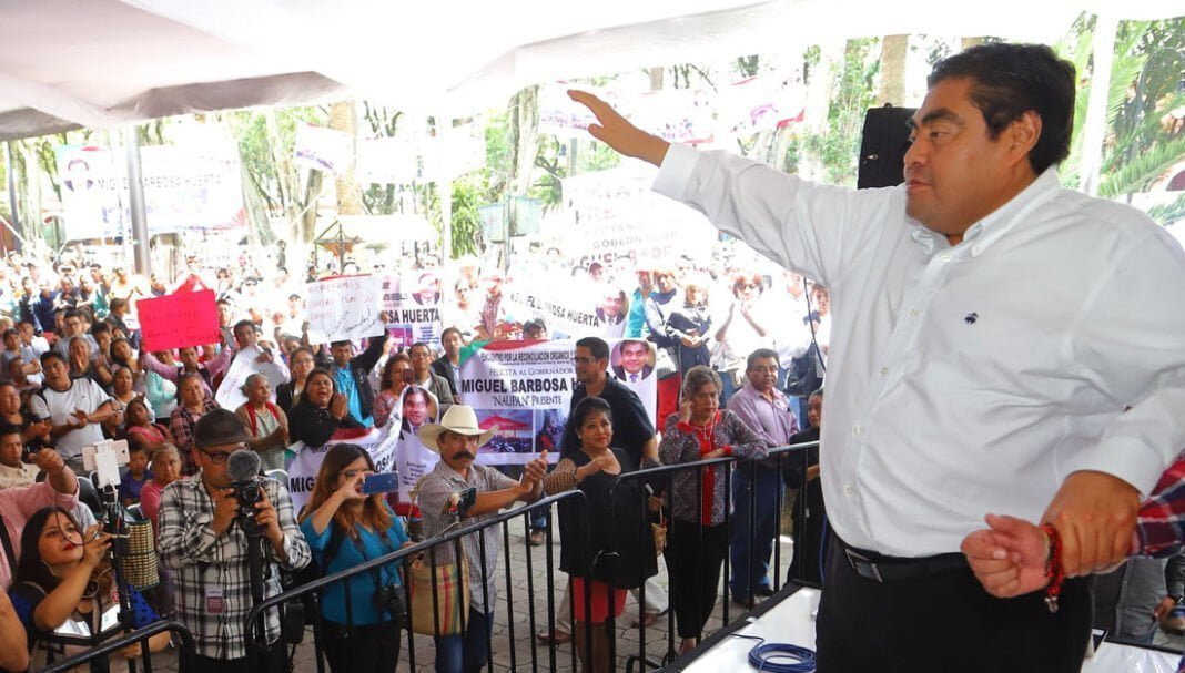 Seré el gobernador que rompa las formas tracionales: Barbosa Seré el gobernador que rompa las formas tracionales: Barbosa