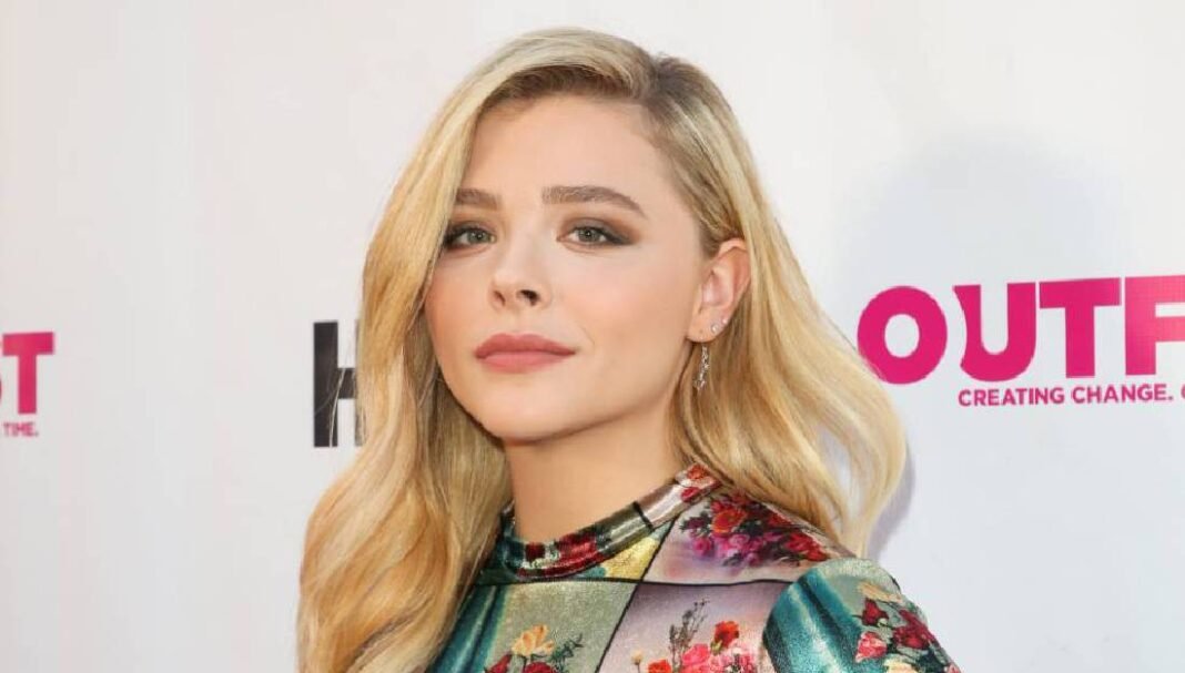 Chlöe Grace Moretz podría ser la próxima Catwoman en ‘The Batman’ Chlöe Grace Moretz podría ser la próxima Catwoman en 'The Batman