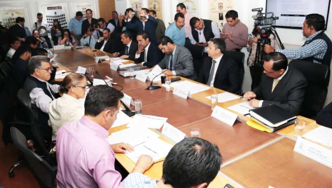 Aprueban en Comisión Inspectora, informes de 58 sujetos revisados