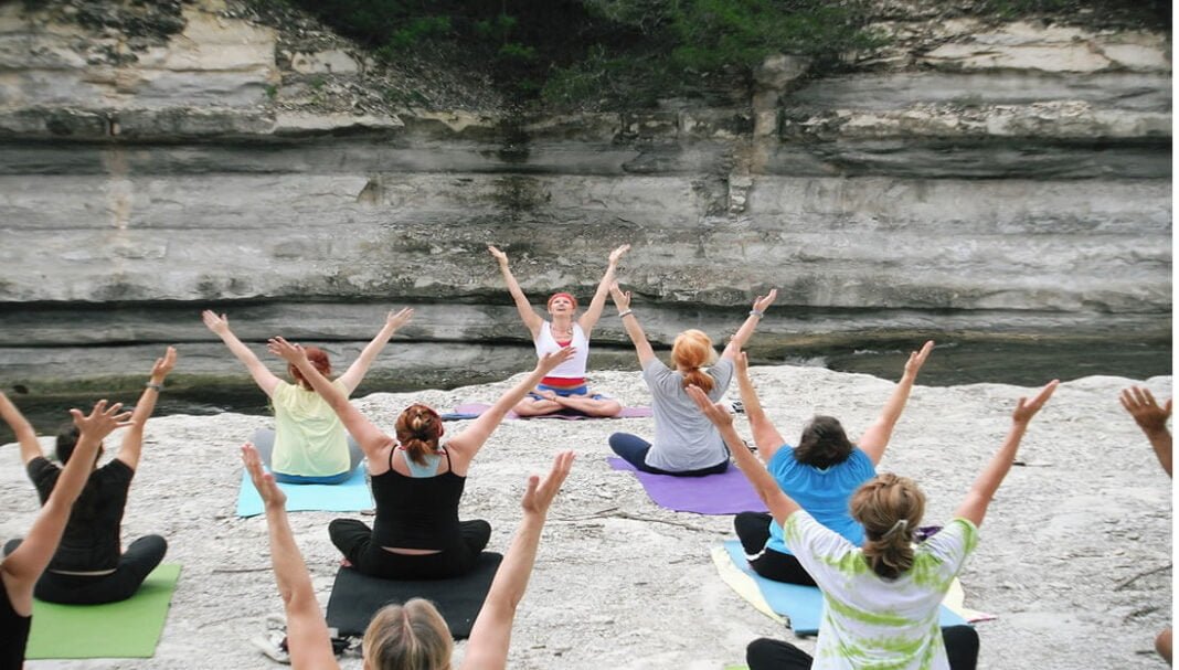 Práctica Yoga y piensa positivo