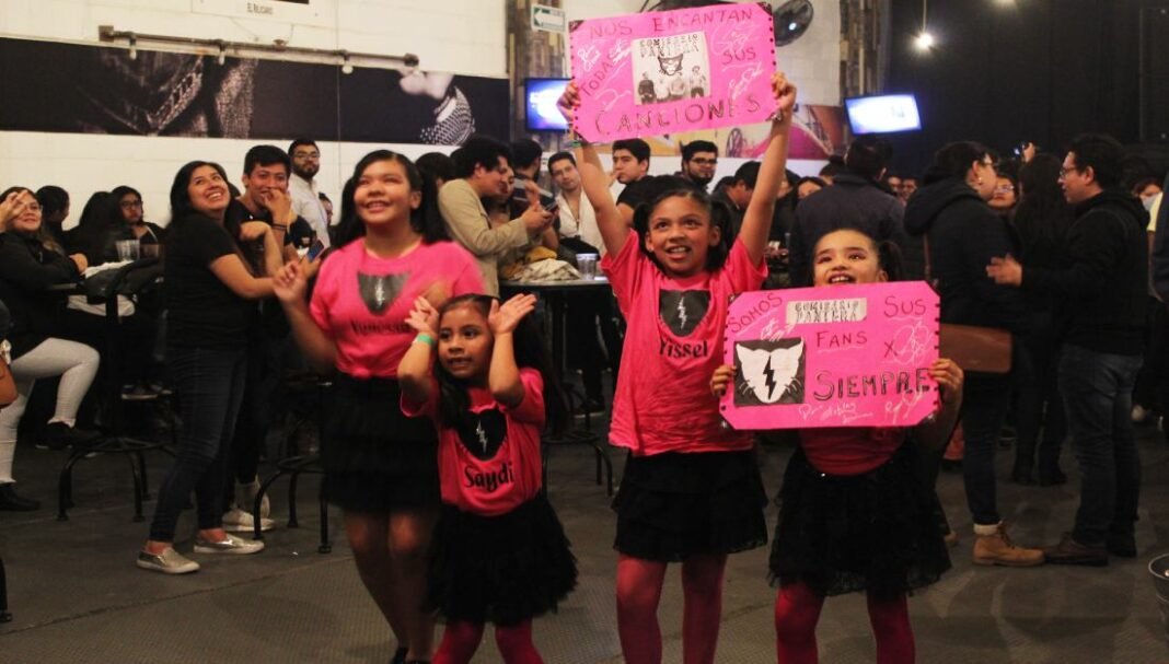 Comisario Pantera se entregó completamente al público poblano