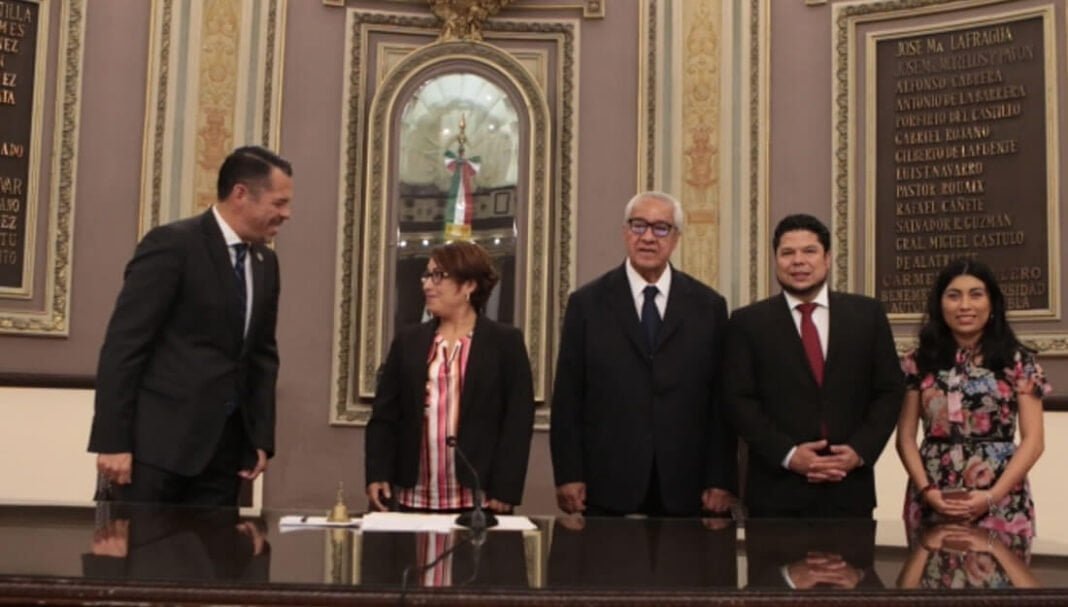 Pacheco le cumplió a Puebla Acude gobernador a rendir informe de labores a la LX Legislatura del Congreso del Estado