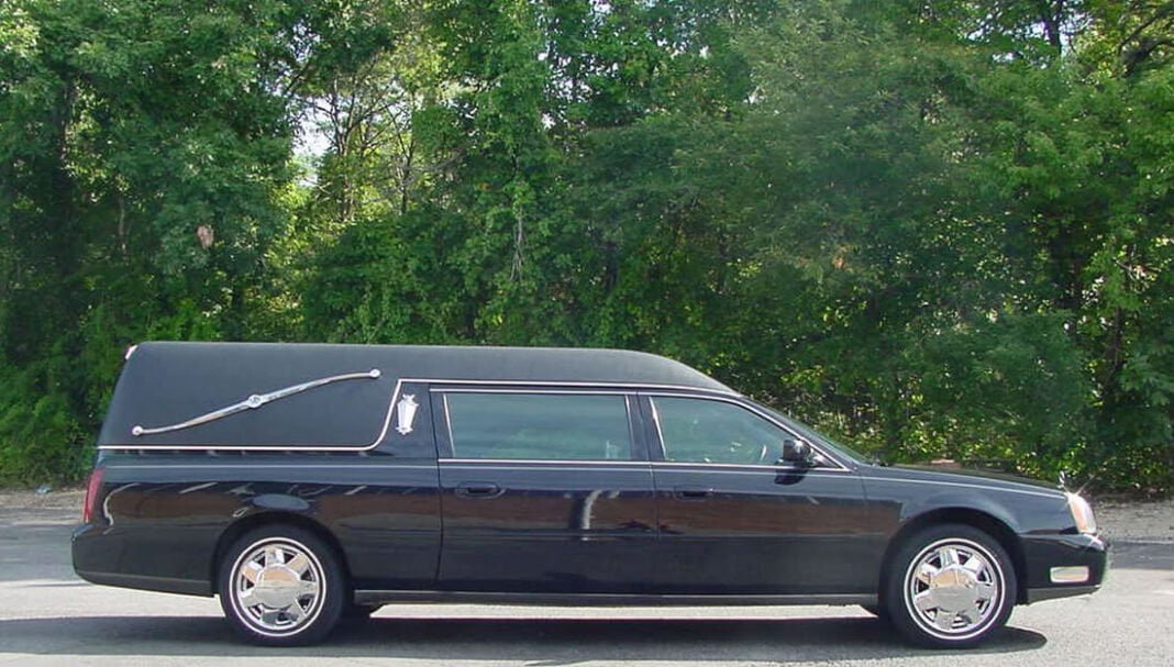 En caravana, llevan a CDMX cuerpo de empresario asesinado en Puebla