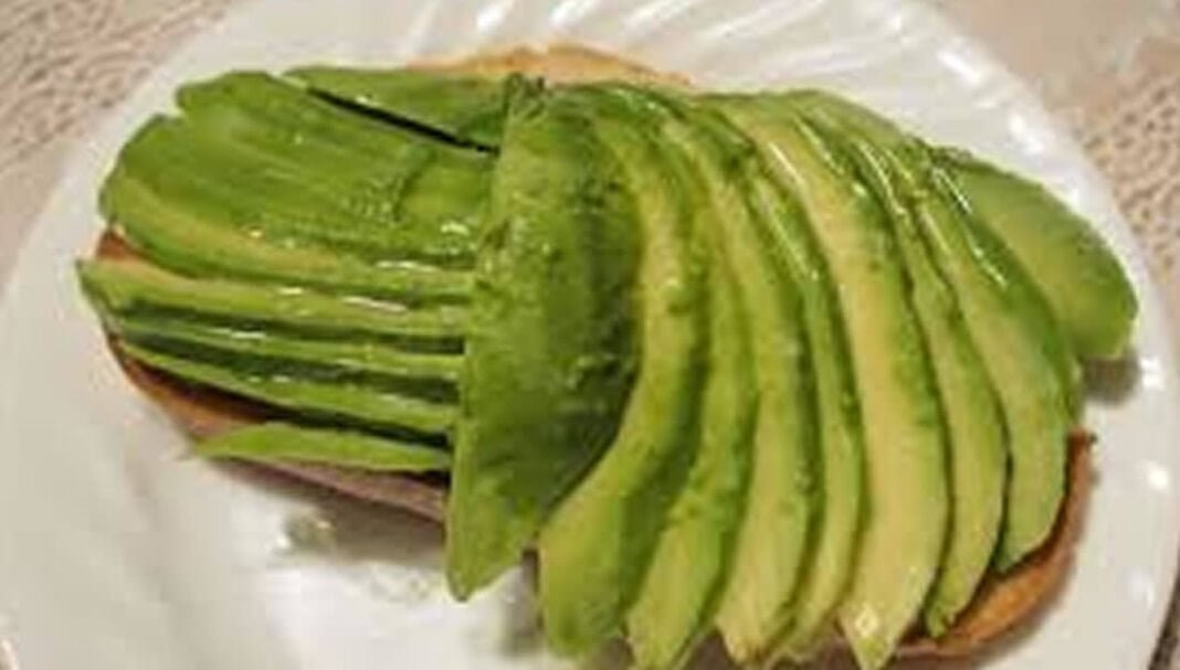 Cómo hacer un Toast de Aguacate