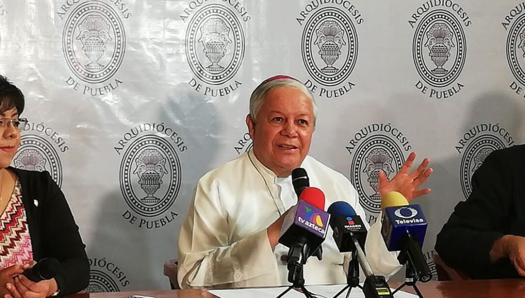 Separa arzobispo de Puebla a sacerdote acusado de abuso sexual contra menor