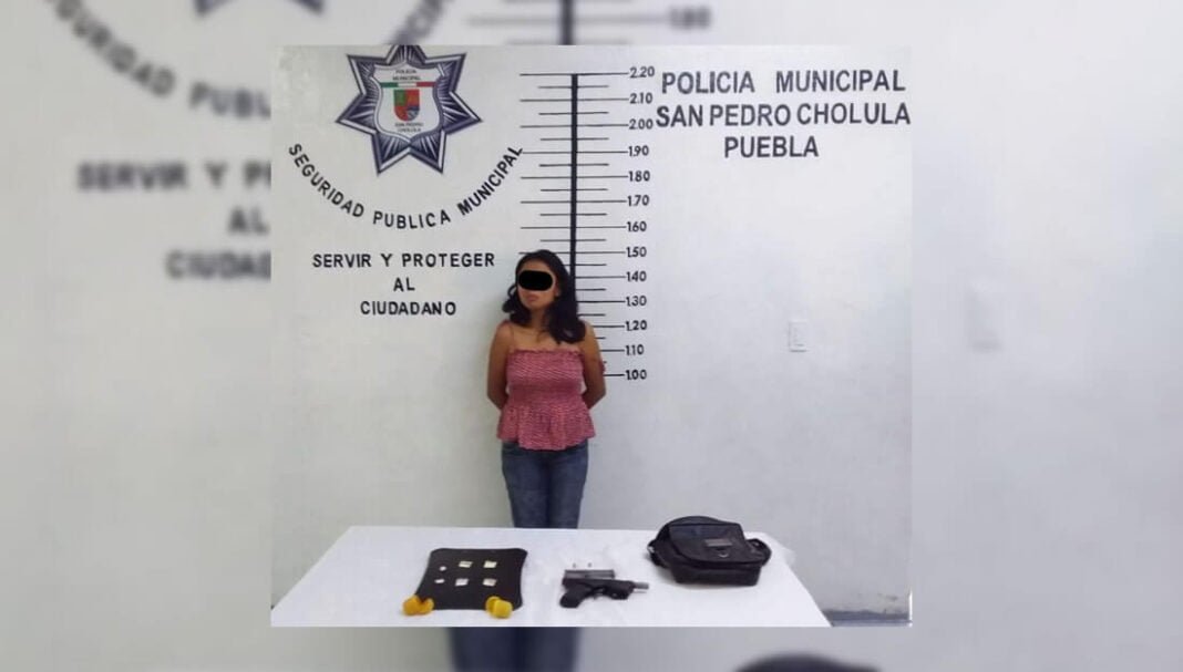 Detiene Policía municipal de San Pedro Cholula a mujer que disparó a su pareja sentimental