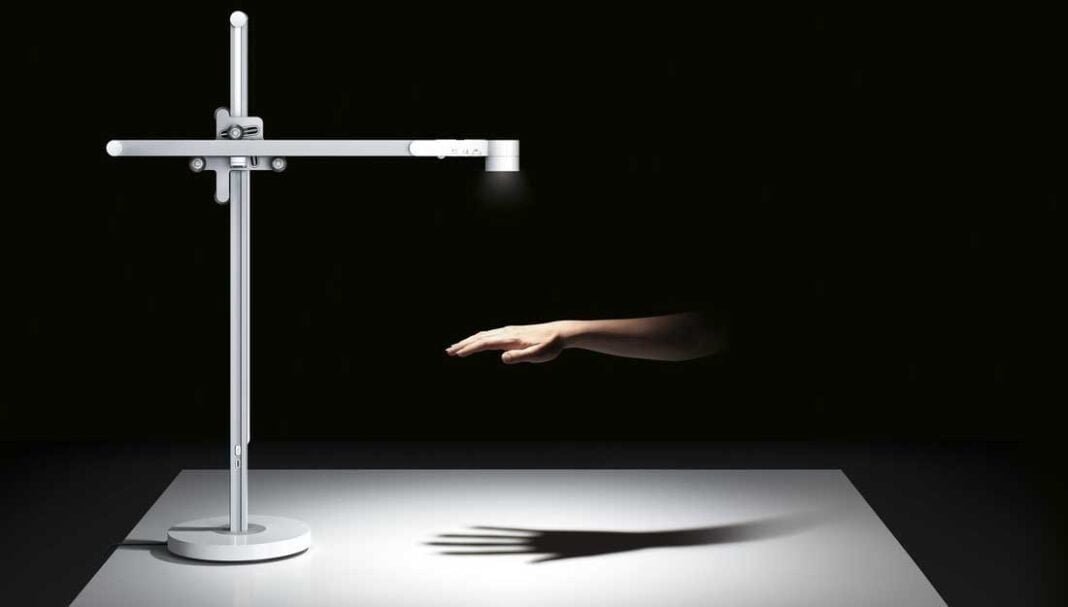 Las exclusivas lámparas Dyson Lightcycle adaptan la luz analizando nuestro entorno de forma automática