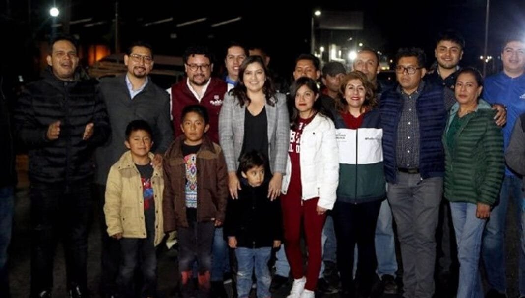 Pone en marcha presidenta municipal de Puebla mil puntos de luz autónomos