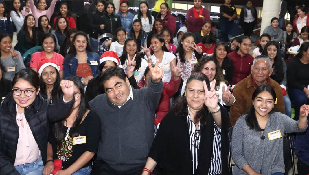 Ofrece Barbosa apoyo a las normalistas