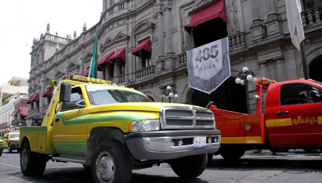 Preparan acciones en el Congreso contra abusos de servicio de grúas