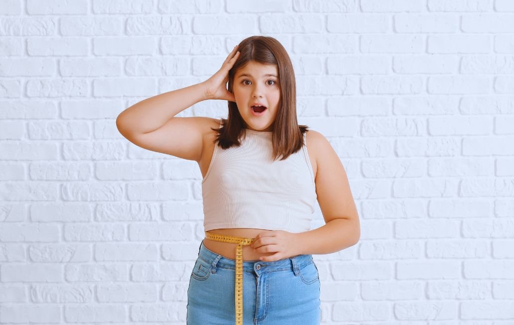 Trucos que debes aplicar para disimular los kilos de más post-navidad