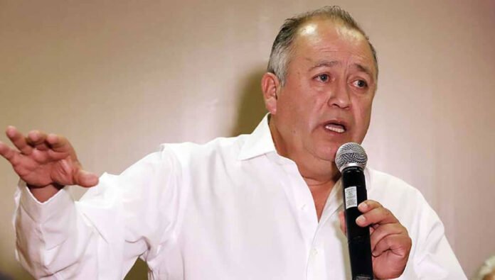 Asegura PRI que era evidente salida de Manzanilla; pide atender problemas en salud