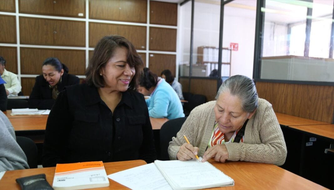 Cursan más de 9 mil estudiantes la preparatoria abierta: SEP Puebla Cursan más de 9 mil estudiantes la preparatoria abierta: SEP Puebla