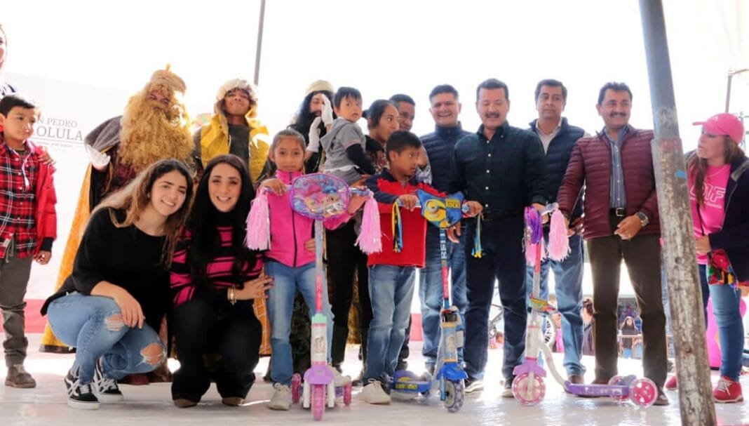 Realizan Fiesta de Reyes para celebrar a las niñas y niños de San Pedro Cholula