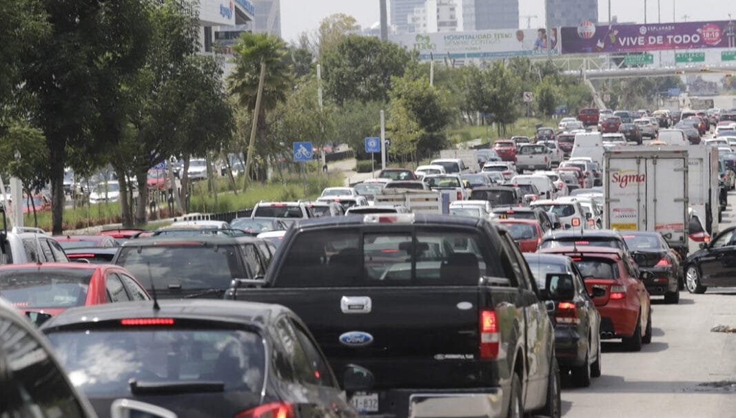 Inicia legalización de autos «Chocolate» en 10 entidades