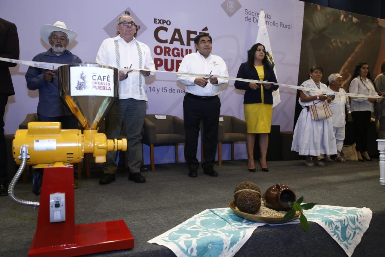 Anuncia Barbosa inversión de 200 mdp para el café poblano