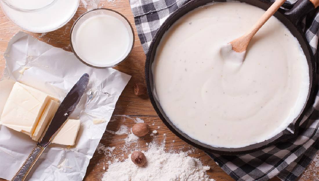 Qué es la salsa bechamel y cómo puedes prepararla paso a paso
