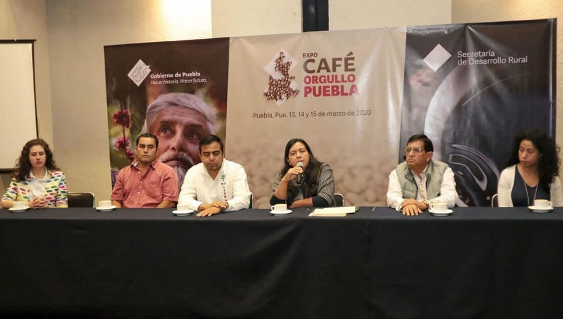 Trabajan para hacer del café poblano, el mejor del mundo