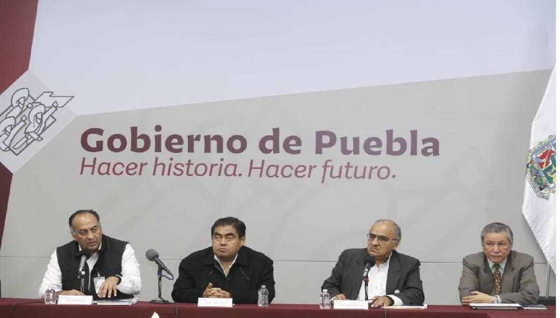 Puebla reporta 10 casos de #COVID19, y no habrá desfile del 5 de mayo Puebla reporta 10 casos de #COVID19, y no habrá desfile del 5 de mayo