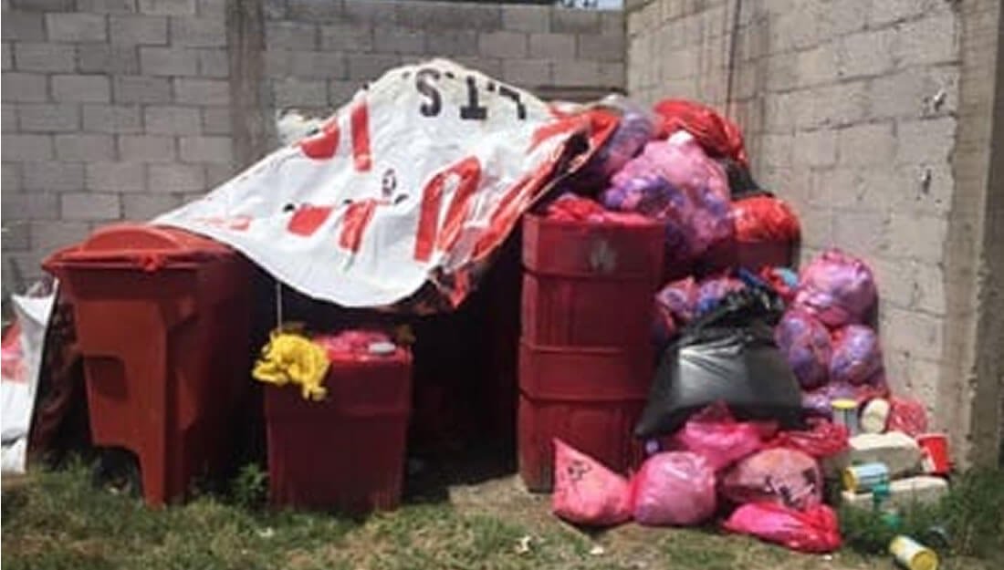 El viernes 12 de junio, la Profepa realizó una visita de inspección en el terreno donde se observó el almacenamiento y/o acopio de RPBI sin contar con la autorización de la Secretaría de Medio Ambiente y Recursos Naturales (Semarnat) para el acopio.