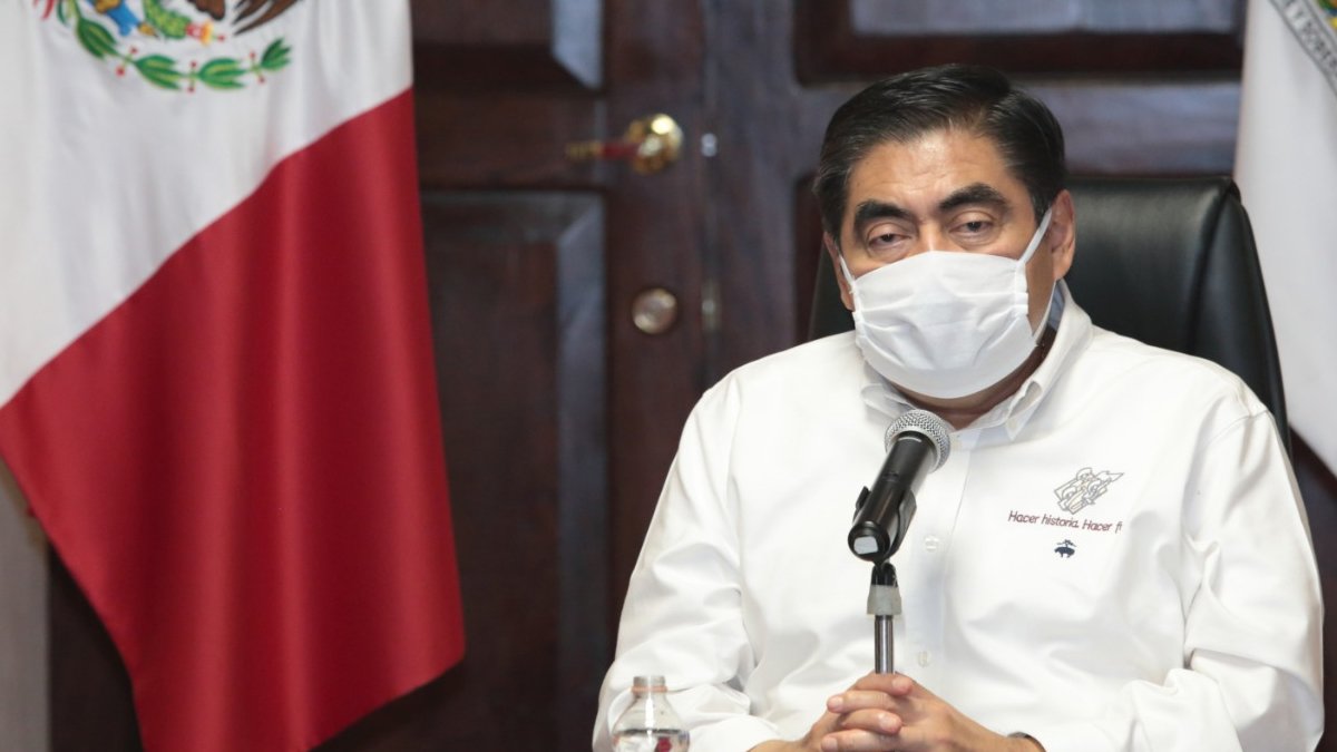 Pide Barbosa Huerta no utilizar la contingencia sanitaria para sacar «raja política»