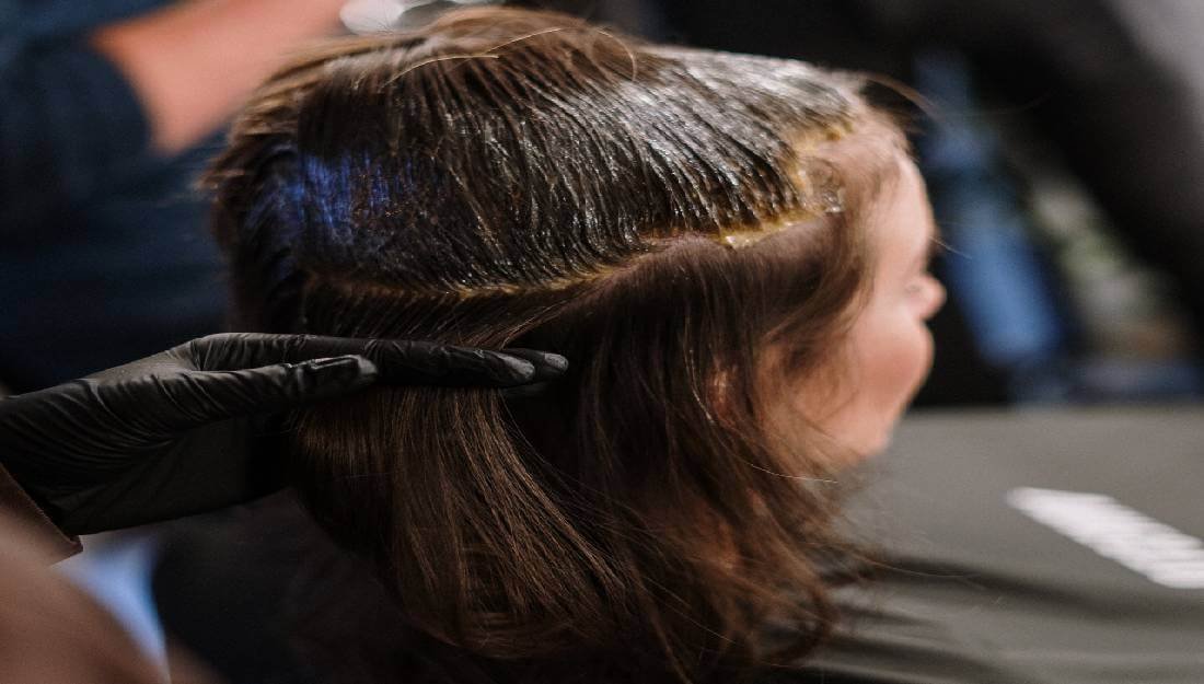 Conoce los tintes de cabello que te hacen ver mayor