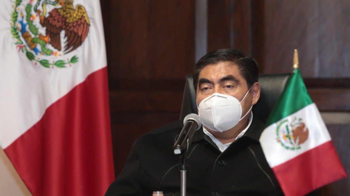 Ordena gobernador de Puebla investigación por incidente en penal de Tehuacán