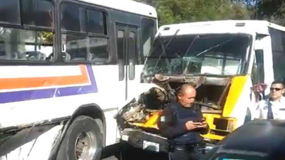 Falta de capacitación, factor de accidentes en transporte público en Puebla