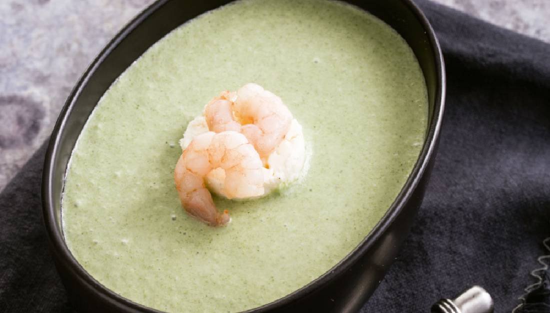 Crema de brócoli con camarones