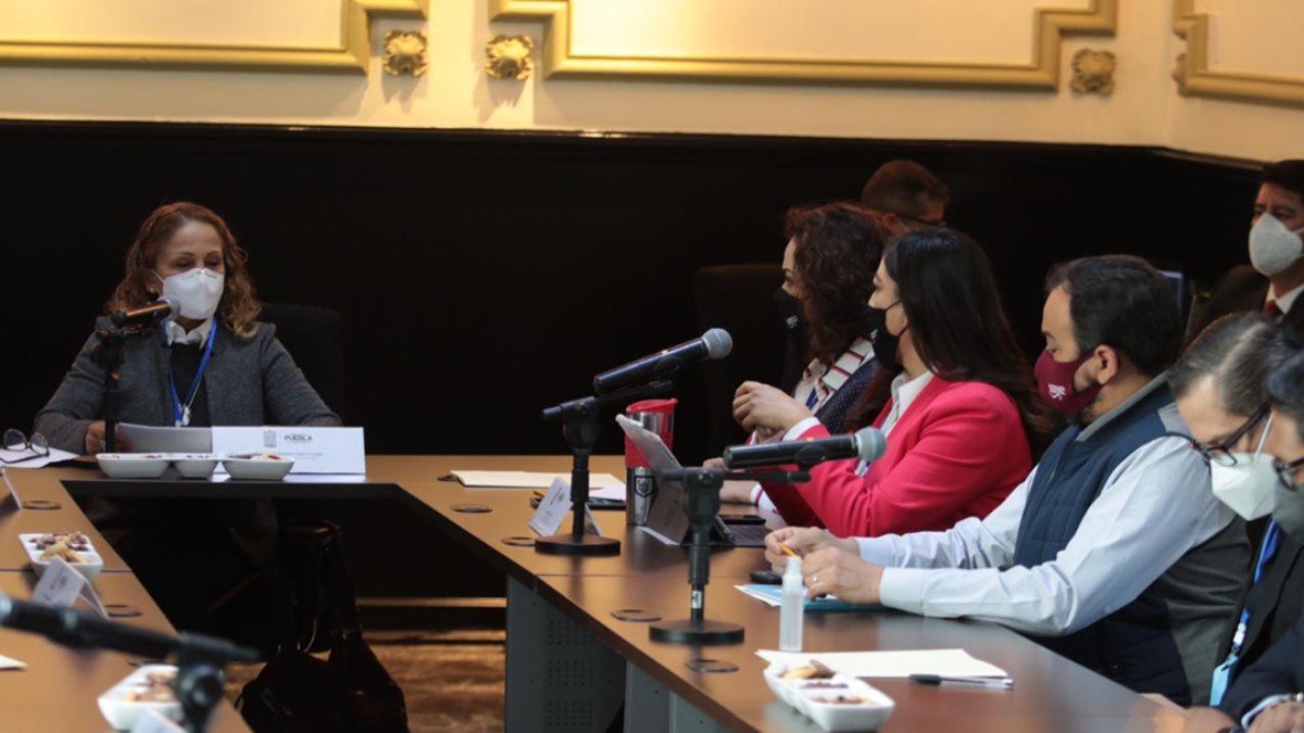 Comisión Inspectora del Congreso remitirá a la ASE denuncias ciudadanas en contra de edil de Puebla Comisión Inspectora del Congreso remitirá a la ASE denuncias ciudadanas en contra de edil de Puebla