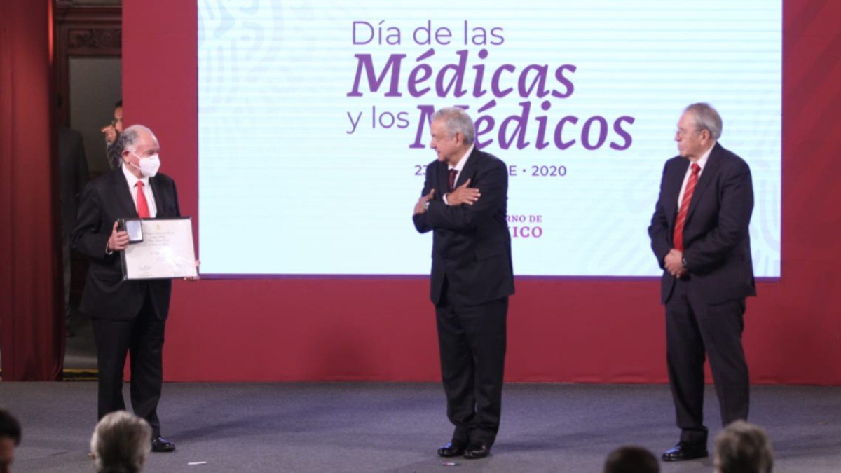 Reconoce IMSS labor del personal médico durante la emergencia sanitaria Reconoce IMSS labor del personal médico durante la emergencia sanitaria