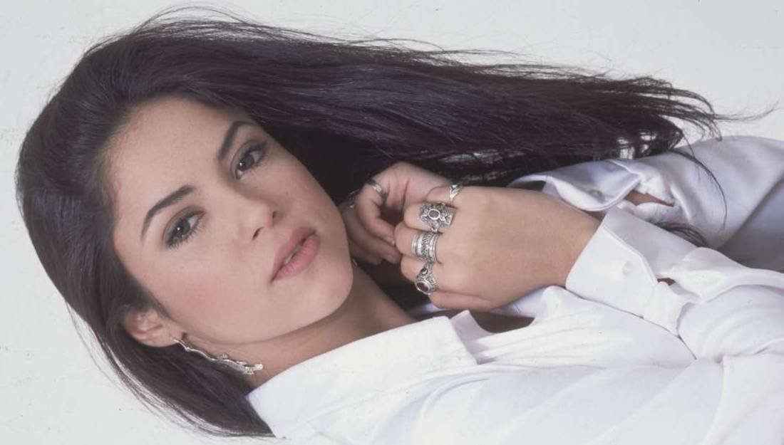 Shakira: 25 años de «Pies descalzos»