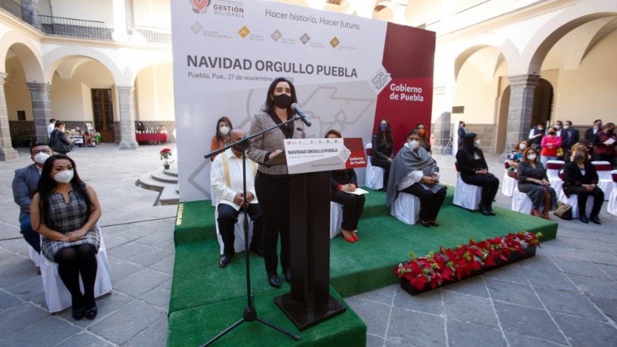 Inaugura Rosario Orozco Caballero “Navidad Orgullo Puebla” Inaugura Rosario Orozco Caballero “Navidad Orgullo Puebla”