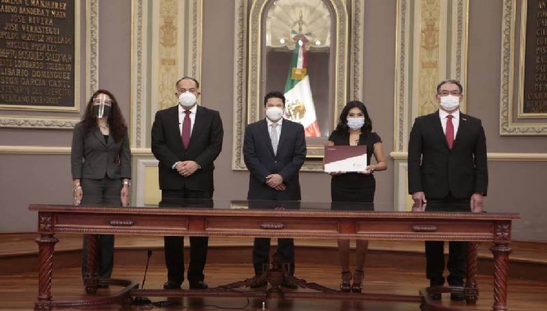 Avala mayoría de diputados informe de Barbosa Avala mayoría de diputados informe de Barbosa