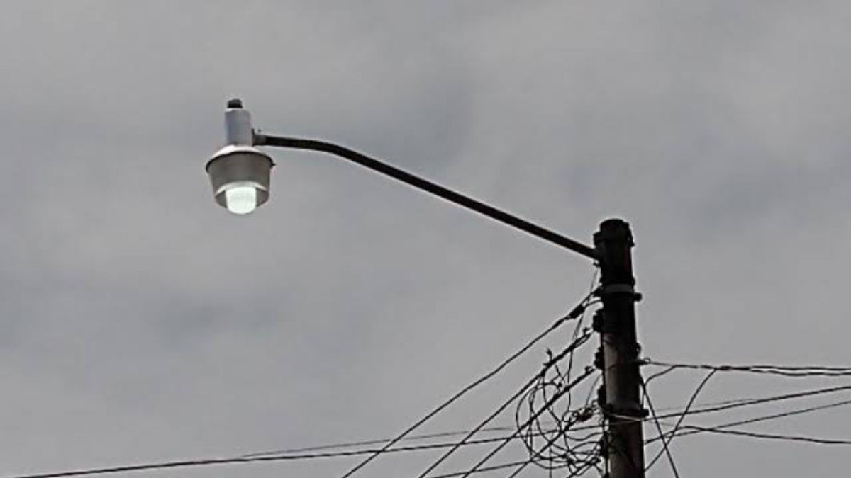 Ayuntamientos no podrán cobrar alumbrado público: diputada