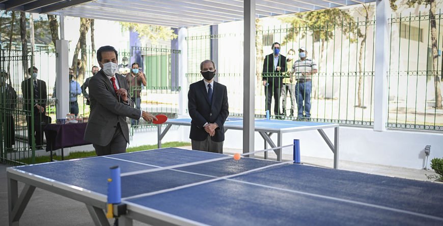 Pese a la pandemia, la BUAP continúa con la mejora de la infraestructura: Alfonso Esparza Ortiz Pese a la pandemia, la BUAP continúa con la mejora de la infraestructura: Alfonso Esparza Ortiz