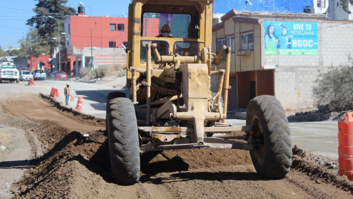 Avanza la rehabilitación de la Avenida Clavijero en la capital