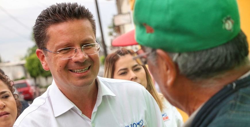 “Se le cae” Lorenzini a Morena “Se le cae” Lorenzini a Morena