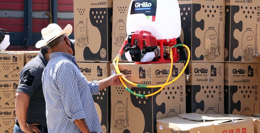 Entregan paquetes tecnológicos y equipamiento para la región de Tepexi de Rodríguez