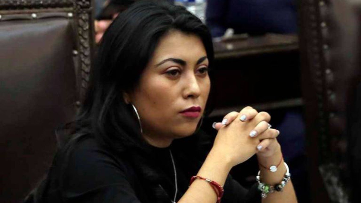 Se mantendrá Nora Merino como presidenta de la Junta de Gobierno del Congreso y como candidata Se mantendrá Nora Merino como presidenta de la Junta de Gobierno del Congreso y como candidata