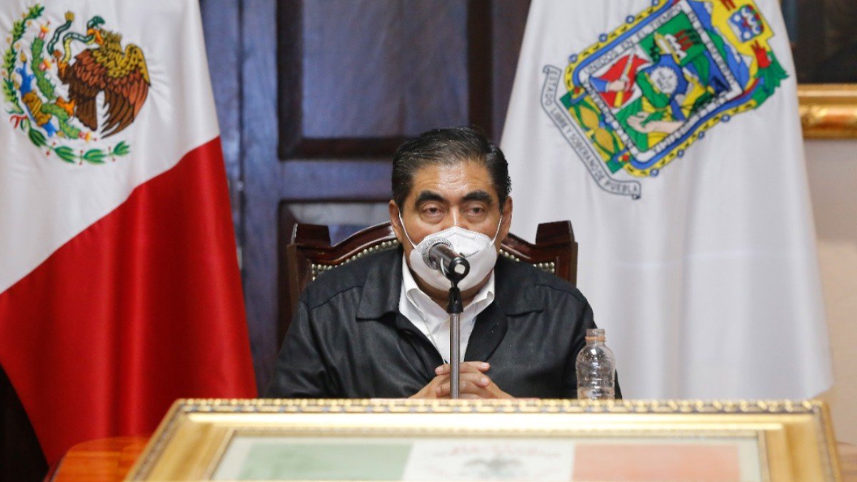 Lamenta Barbosa que solo se haya organizado un debate entre candidatos a la alcaldía de Puebla Lamenta Barbosa que solo se haya organizado un debate entre candidatos a la alcaldía de Puebla