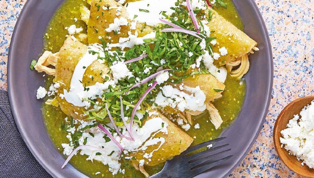 Tradicionales enchiladas verdes enchiladas