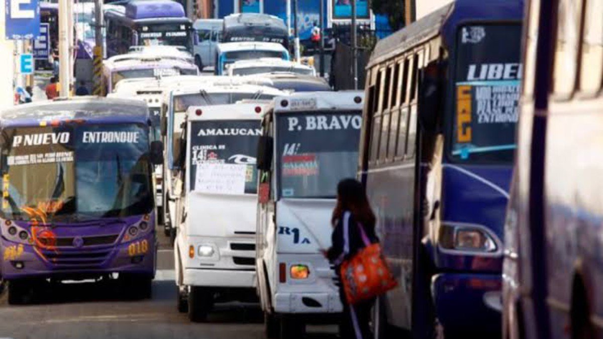 Retoman operativos para ordenar el transporte público en Puebla