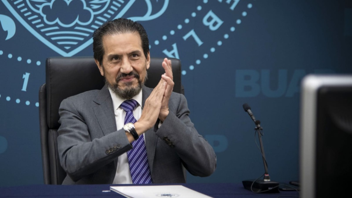 Compromiso de la BUAP es brindar una educación integral y de calidad a las y los jóvenes: rector Compromiso de la BUAP es brindar una educación integral y de calidad a las y los jóvenes: rector