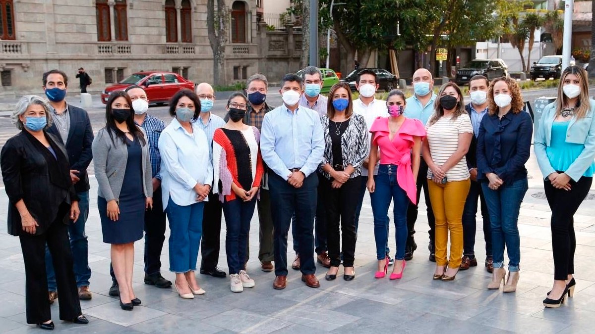 Sostienen alcalde electo de Puebla y la planilla de regidores reunión para planeación de trabajo Sostienen alcalde electo de Puebla y la planilla de regidores reunión para planeación de trabajo
