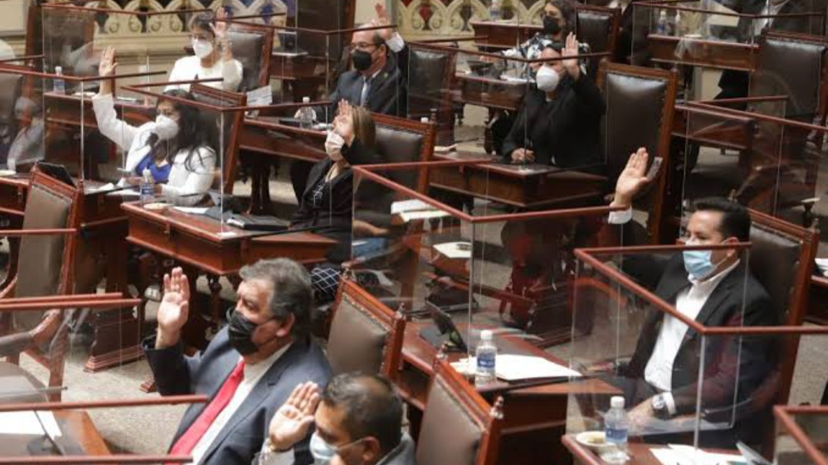Regresan diputados a sesiones presenciales al Congreso de Puebla Regresan diputados a sesiones presenciales al Congreso de Puebla