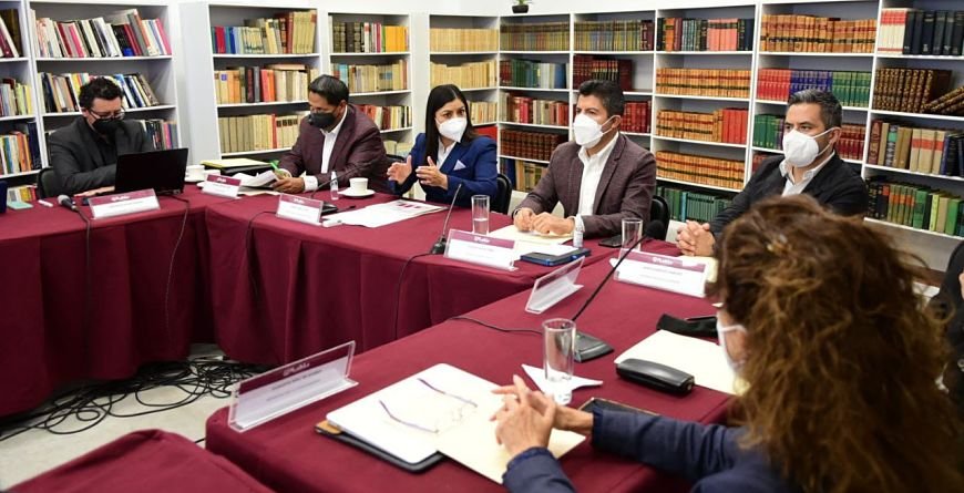 Servicios públicos y obra se garantizan en transición de gobierno: Claudia Rivera Vivanco